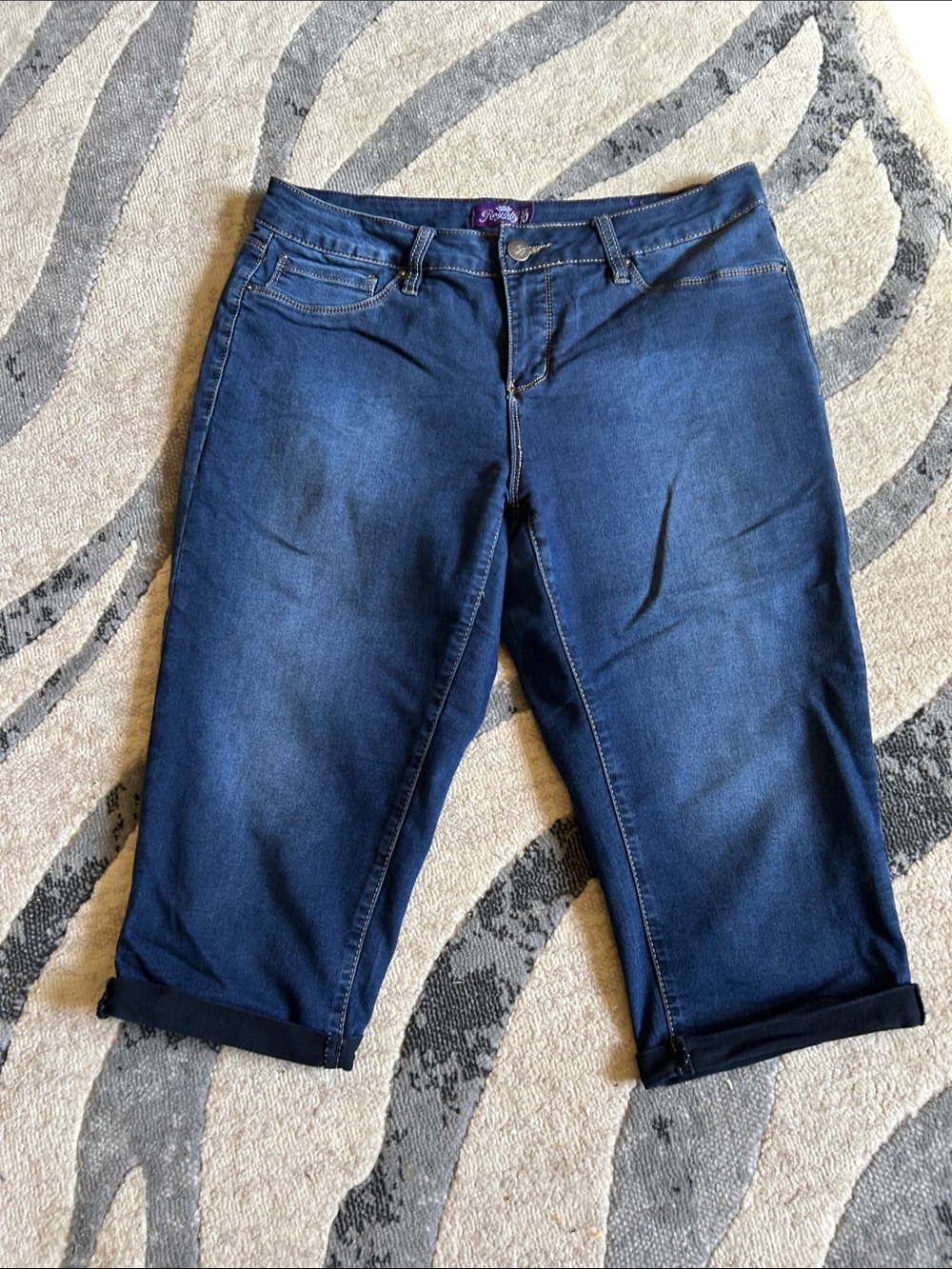 Royalty For Me Dark Blue Capri Stretch Jeans